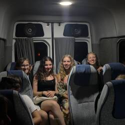 Dodgy backseat brats 😝