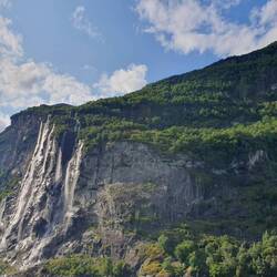 Wer findet die Farm?