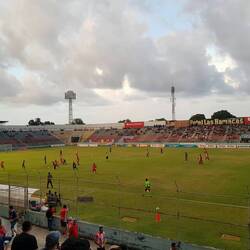 Fussballspiel in Honduras ✔️