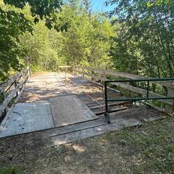 Fragwürdige Brücken