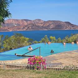 The park has a rather nice infinity pool with an amazing view