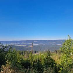 Diese Aussicht bot sich auf dem Weg dorthin.