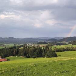 Panorama von Berbruggen, Zug links hinten in der Kurve
