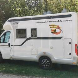 Ancas Reisemobil mit rumänischen Kennzeichen.