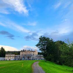 Feeling a bit royal with all the space