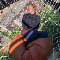 War zwar unbequem aber für 2h hat es gereicht😂