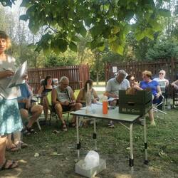 Links steht Anca Stanciu