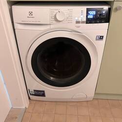 Erste Handlung-> Waschmaschine an schmeißen