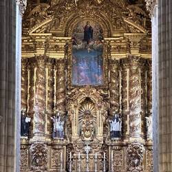 A wedding at the beautiful Porto Cathedral