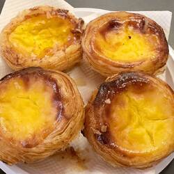 Pastel de nata (Portuguese egg custard)