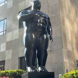 Quirky Statues (Downtown)