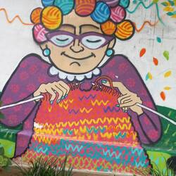 Who's busy knitting, I wonder.😆