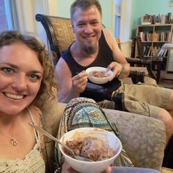 Hostel-Bonus-Eis 🫠🤗