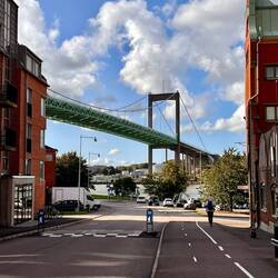 Älvsborgsbron - Hängebrücke in der Hafeneinfahrt von Göteborg die den Göta älv überspannt