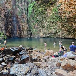 It was getting a bit crowded as we left