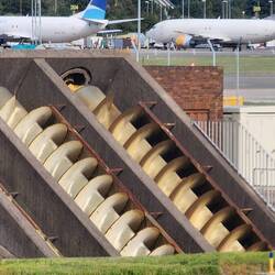 Archimedes screws at airport