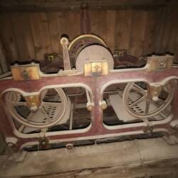 Das Uhrwerk des Kirchturmes