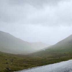 Final decent towards Gjogv