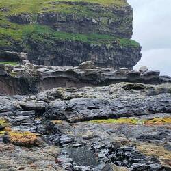 Ribbon of rock, evidence of the youngest volcanic activity on the islands