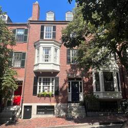 Historic wealthy homes Beacon Hill
