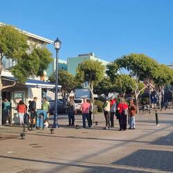 Hier steht man für Glace an