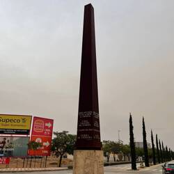 advanced in her love To Spain, the great house of Europe, field of peace, land of adventure