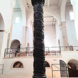 Die Bernwards- oder Christussäule