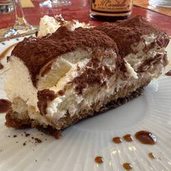 Unter uns: Sabrina's ist Besser!