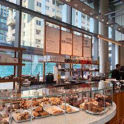 Gails - healthy food, good lattes, great ambience