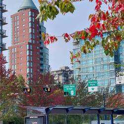 Super diese Mischung aus klein und alt zwischen hoch und neu