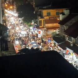 Auch bei Nacht belebt