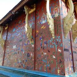 The motifs on the exterior of Wat Xieng Thong.