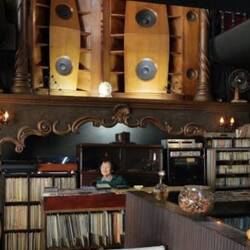 Inside the Lion Café. Taking pictures is prohibited, but I found these online.