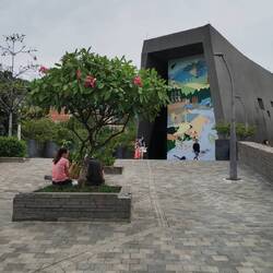 Die "Casa de la Memoria", als Gedenkort für die noch immer anhaltende Gewalt und Grausamkeiten