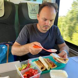 Jause im Zug