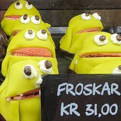 Fun sweets at the grocery store. Healthiest when not purchased 🙃