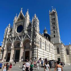 Der Dom von Siena aus dem 12. Jahrh.