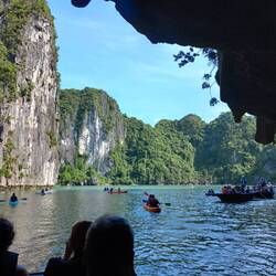 Ausflug zu einer Höhle