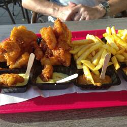 Kibbeling mit Pommes