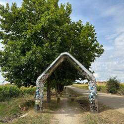 Random metal entry to Bercianos