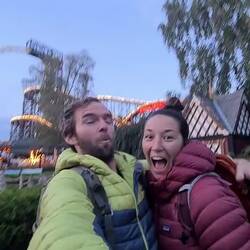 Zurückhaltend wagen wir uns rein