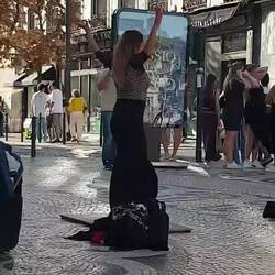 Flamencotänzerin in der Innenstadt