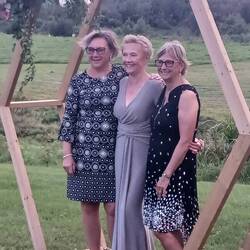 Barb and sisters Annie and Christine