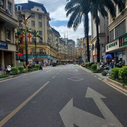 Hekou: Plötzlich in der sauberen, aufgeräumten Grenzstadt