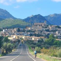 Erster Eindruck von unserer Basisstation, das Dörfchen Selva👏😊