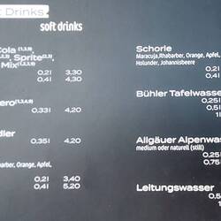 Zum saftigen Preis für Leitungswasser....