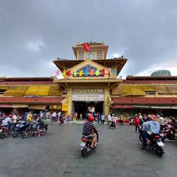 Markthalle von außen