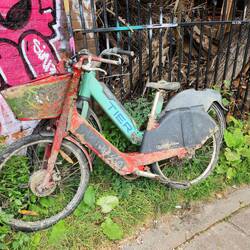 Rideshare fished out of the lock