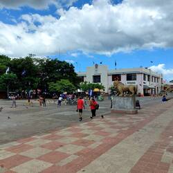 Zurück in León schlendern wir durch die Gassen