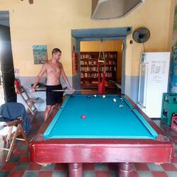 Chillen im Hostel 🎱📚👙🩳🦥🥳